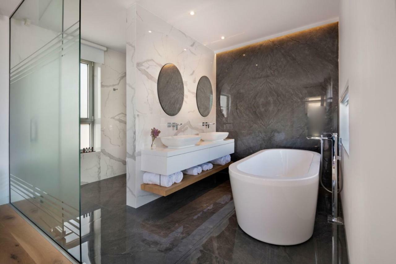 Elea Silver Villa *